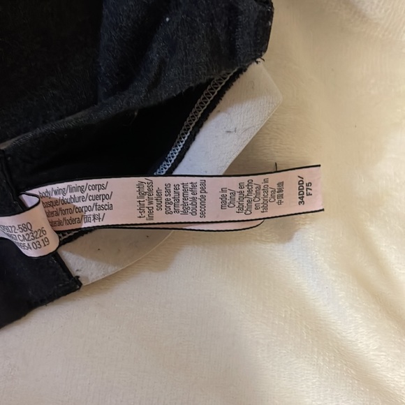 Victoria’s Secret 34DDD T-shirt, lightly lined wireless bra - Picture 3 of 5